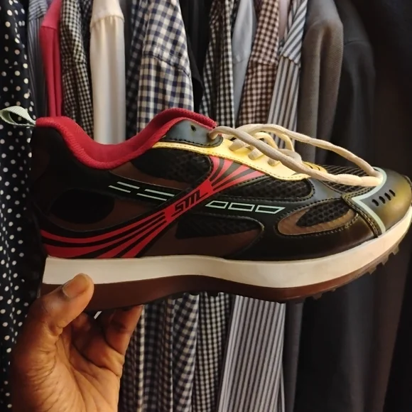 Steve Madden sneakers - Picture 2 of 3